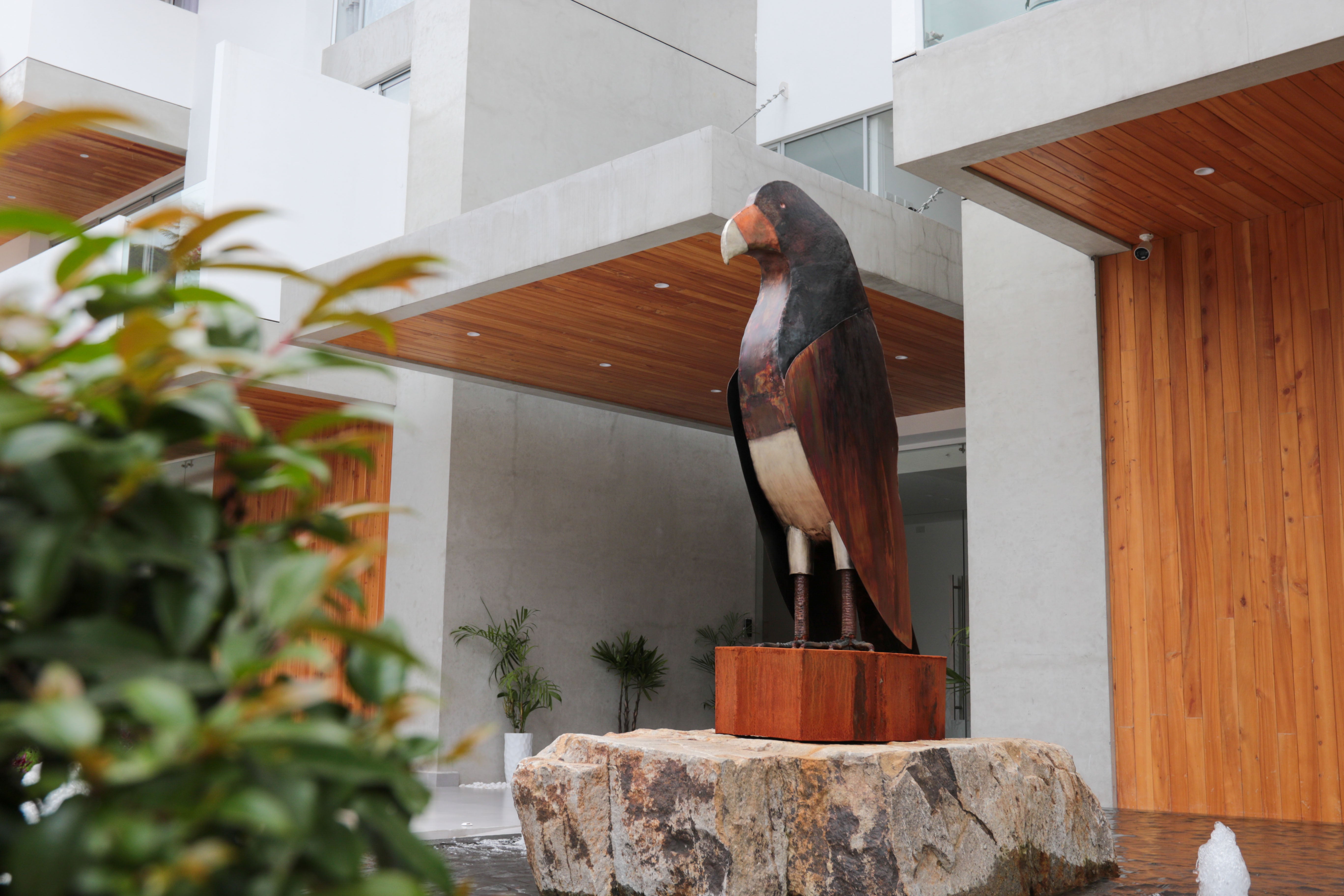 Allcamari — escultura monumental inspirada en el cóndor andino